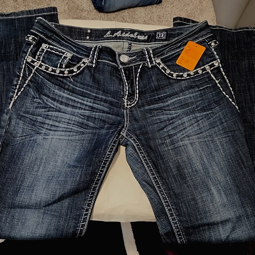 NWOT Women's L.A. idol Washed Embossed  Bootleg Jeans Size 13